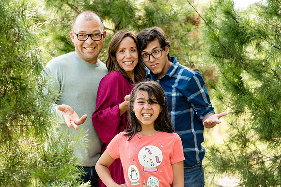 marilis-and-rolando-family-christmas-photos 1115-Editfinal