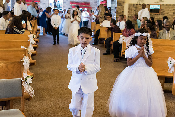St-Francis-of-Assisi-First-Communions-May-4-1130 1284