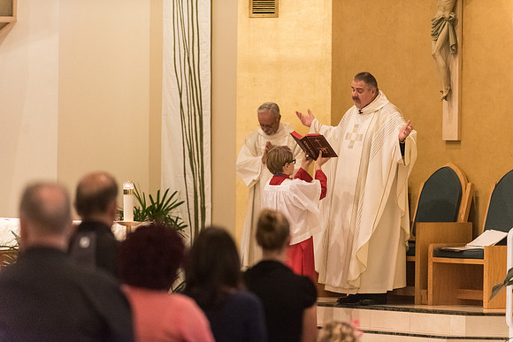 Fr-Giel-40th-Anniversary-1042