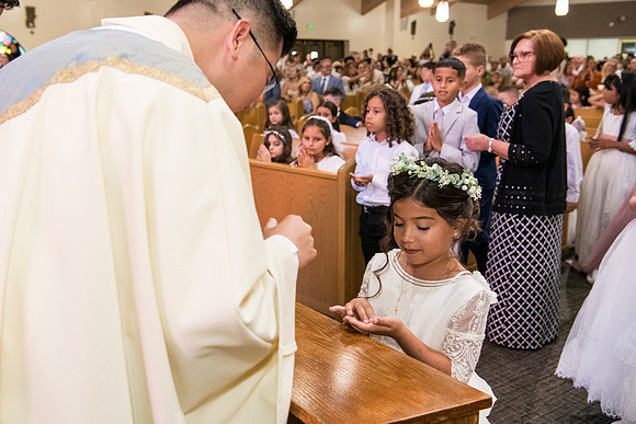 Holy Family First Communion May 4 0125