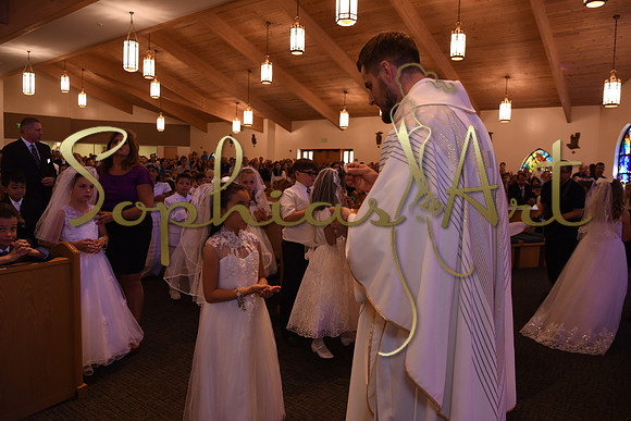 Holy-Family-First-Communion-April-29 2205