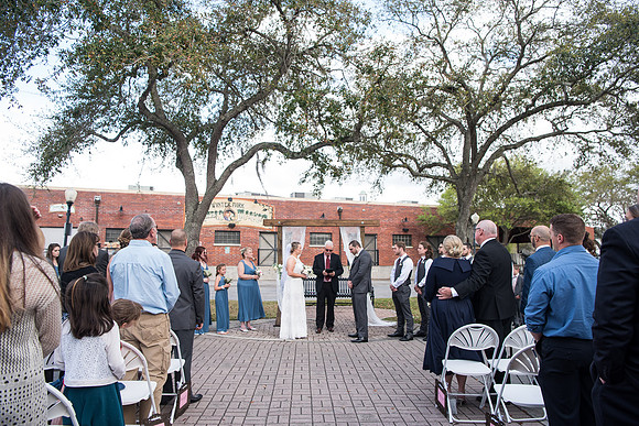 winter-park-farmers-market-wedding-erin-and-devan-selections 1218
