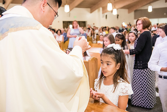 Holy Family First Communion May 4 0064