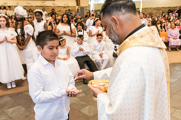 St Francis First Communion May 4 0309