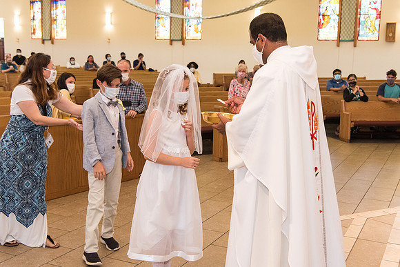 good-shepherd-first-communion-may-16-730pm 1020