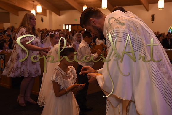 Holy-Family-First-Communion-April-29 2189
