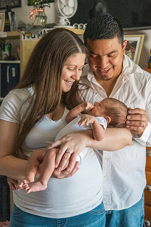 Jill and Fermin Lifestyle Newborn 0063-Edit