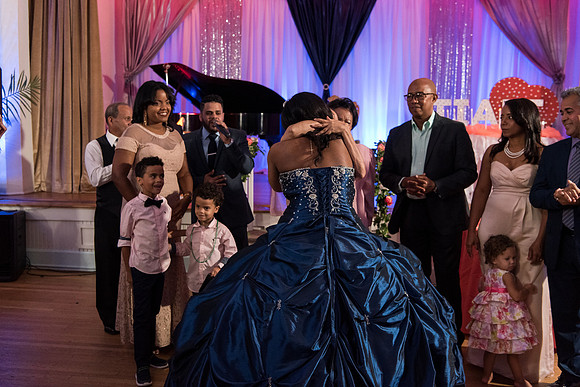 Tiares Sweet 16 1075
