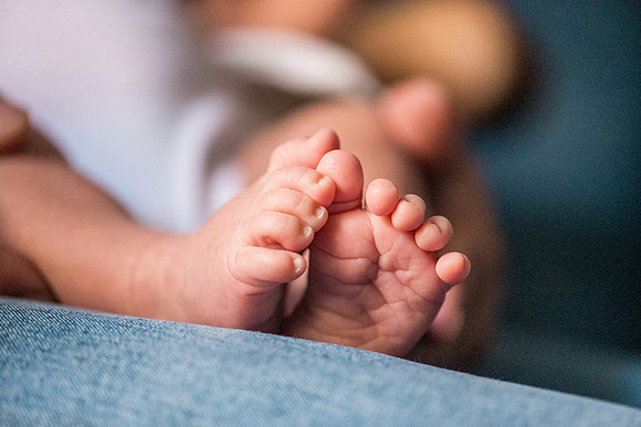 Jill and Fermin Lifestyle Newborn 0042