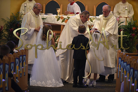 Holy-Family-First-Communion-April-29 2174