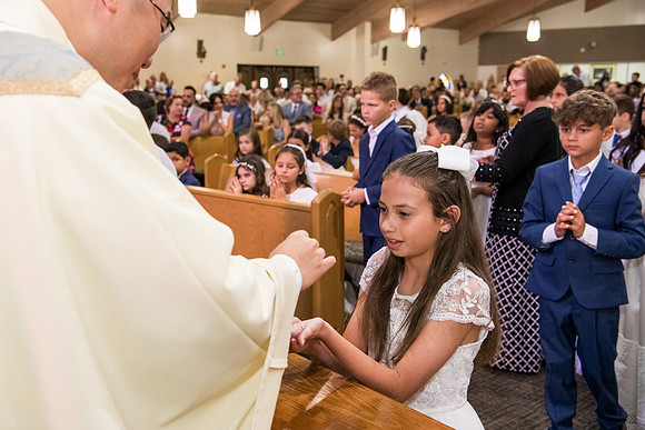 Holy Family First Communion May 4 0130