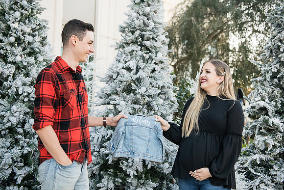 Sarah and Nick Maternity 0057