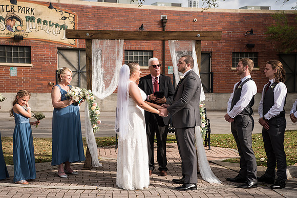 winter-park-farmers-market-wedding-erin-and-devan-selections 1333