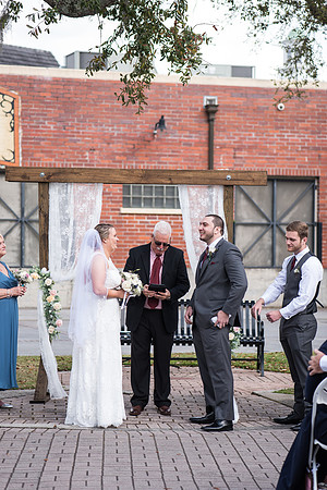 winter-park-farmers-market-wedding-erin-and-devan-selections 1266