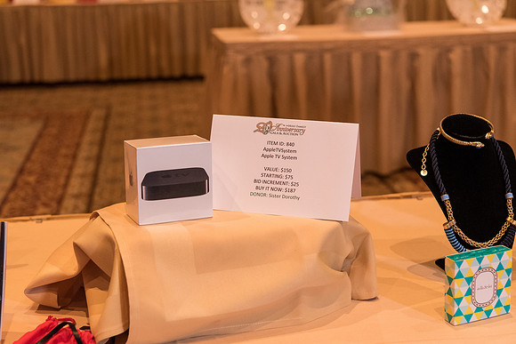 holy-family-school-anniversary-gala-and-auction-1016