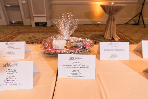 holy-family-school-anniversary-gala-and-auction-1067