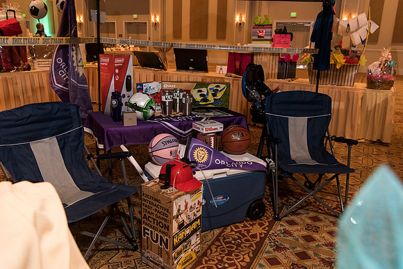 holy-family-school-anniversary-gala-and-auction-1091