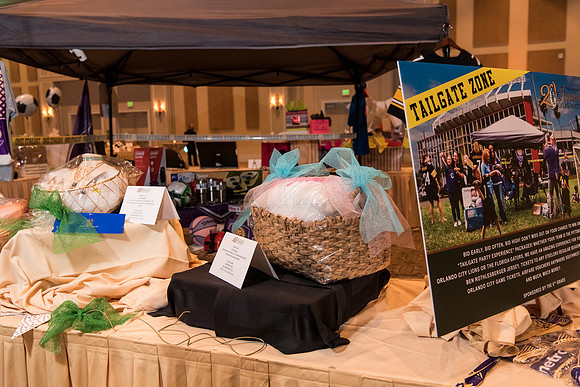 holy-family-school-anniversary-gala-and-auction-1093