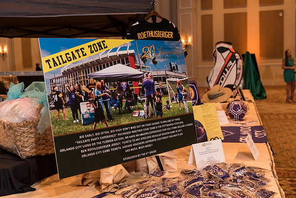 holy-family-school-anniversary-gala-and-auction-1094