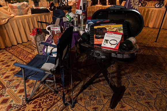 holy-family-school-anniversary-gala-and-auction-1103