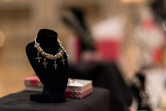 holy-family-school-anniversary-gala-and-auction-1187
