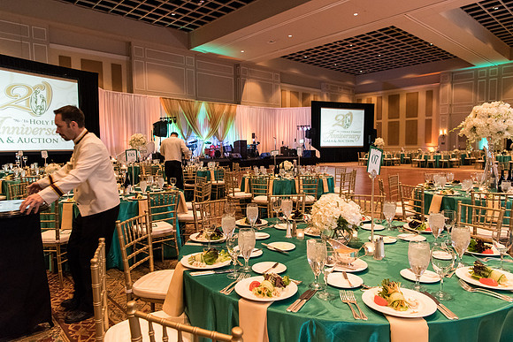 holy-family-school-anniversary-gala-and-auction-1219