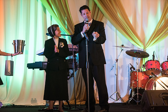 holy-family-school-anniversary-gala-and-auction-1282