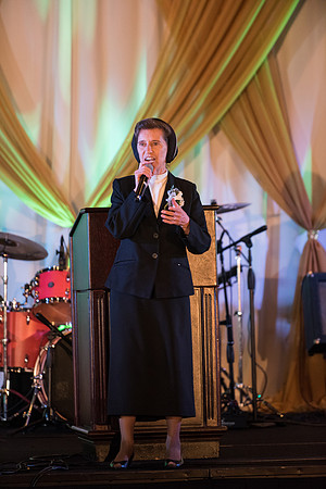 holy-family-school-anniversary-gala-and-auction-1298