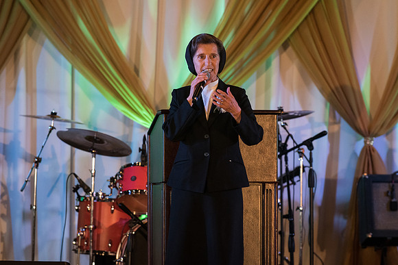 holy-family-school-anniversary-gala-and-auction-1300