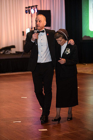 holy-family-school-anniversary-gala-and-auction-1329