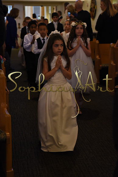 Holy-Family-First-Communion-April-29 2102