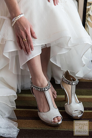 bohemian-celebration-hotel-wedding-georgina-and-david 1091