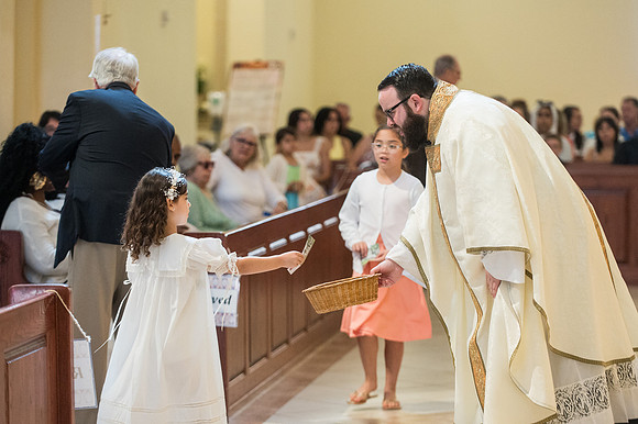 St James First Communion April 27 9 AM 0036