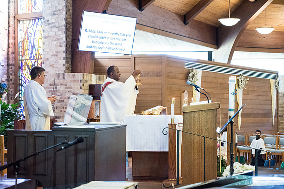 st-francis-first-communion-2021-930am 1076