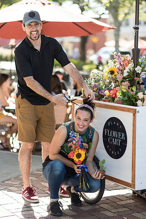 Plant-Street-Flower-Cart-April-May-2021-Winter-Garden 1076final