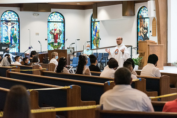 st-ann-first-communion-june-13 1015