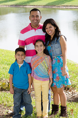 VazqueztellChristmas2013-14