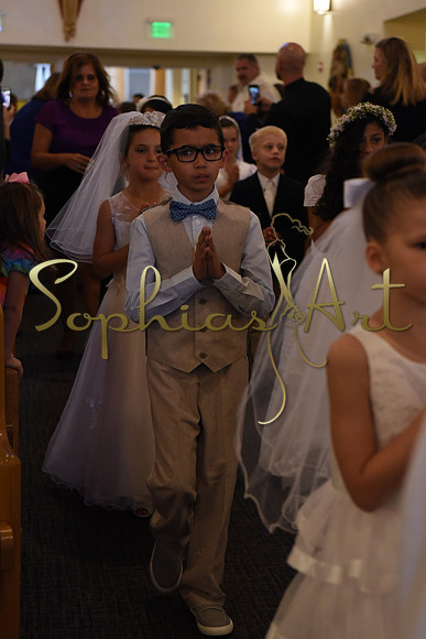 Holy-Family-First-Communion-April-29 2090