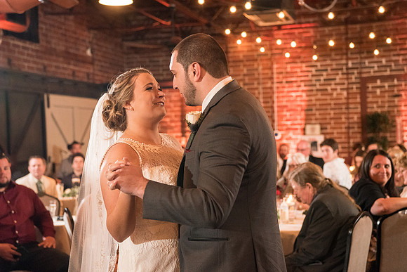 winter-park-farmers-market-wedding-erin-and-devan-selections 1502