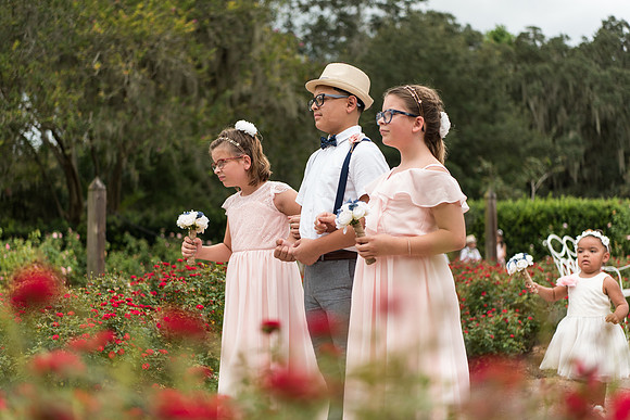 winter-park-farmers-market-wedding-janitza-and-brian-1235