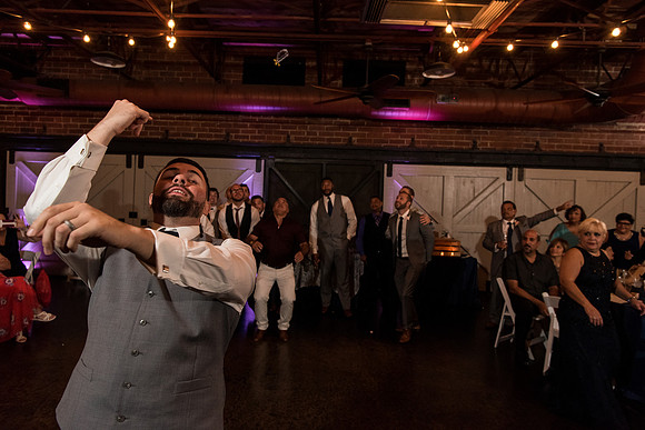winter-park-farmers-market-wedding-janitza-and-brian-2308