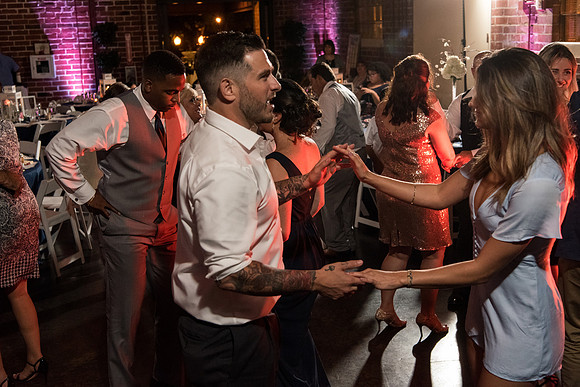 winter-park-farmers-market-wedding-janitza-and-brian-2400