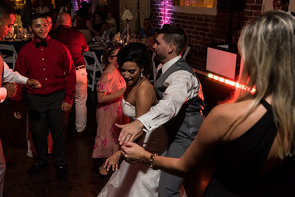 winter-park-farmers-market-wedding-janitza-and-brian-2429