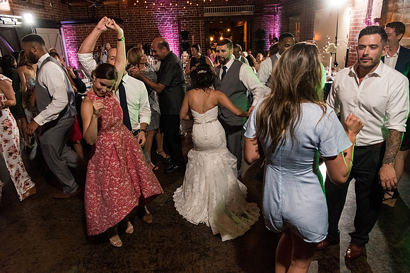 winter-park-farmers-market-wedding-janitza-and-brian-extra-album-selections 1036