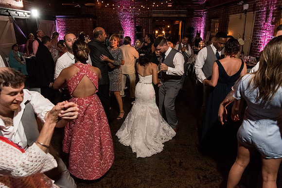winter-park-farmers-market-wedding-janitza-and-brian-extra-album-selections 1037