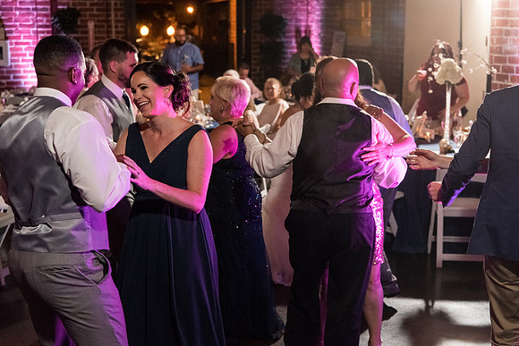 winter-park-farmers-market-wedding-janitza-and-brian-extra-album-selections 1039