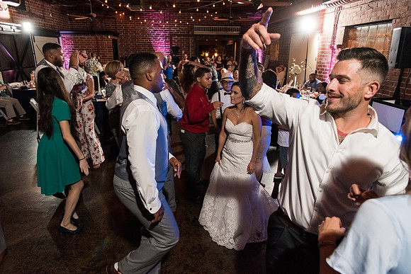 winter-park-farmers-market-wedding-janitza-and-brian-extra-album-selections 1042