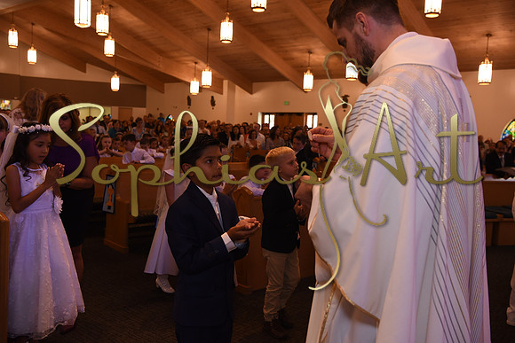 Holy-Family-First-Communion-April-29 2220