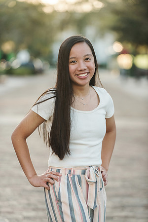 HFCS-Grad-Photos-Beatrice 1087-Editfinal