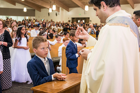 Holy Family First Communion May 4 0275